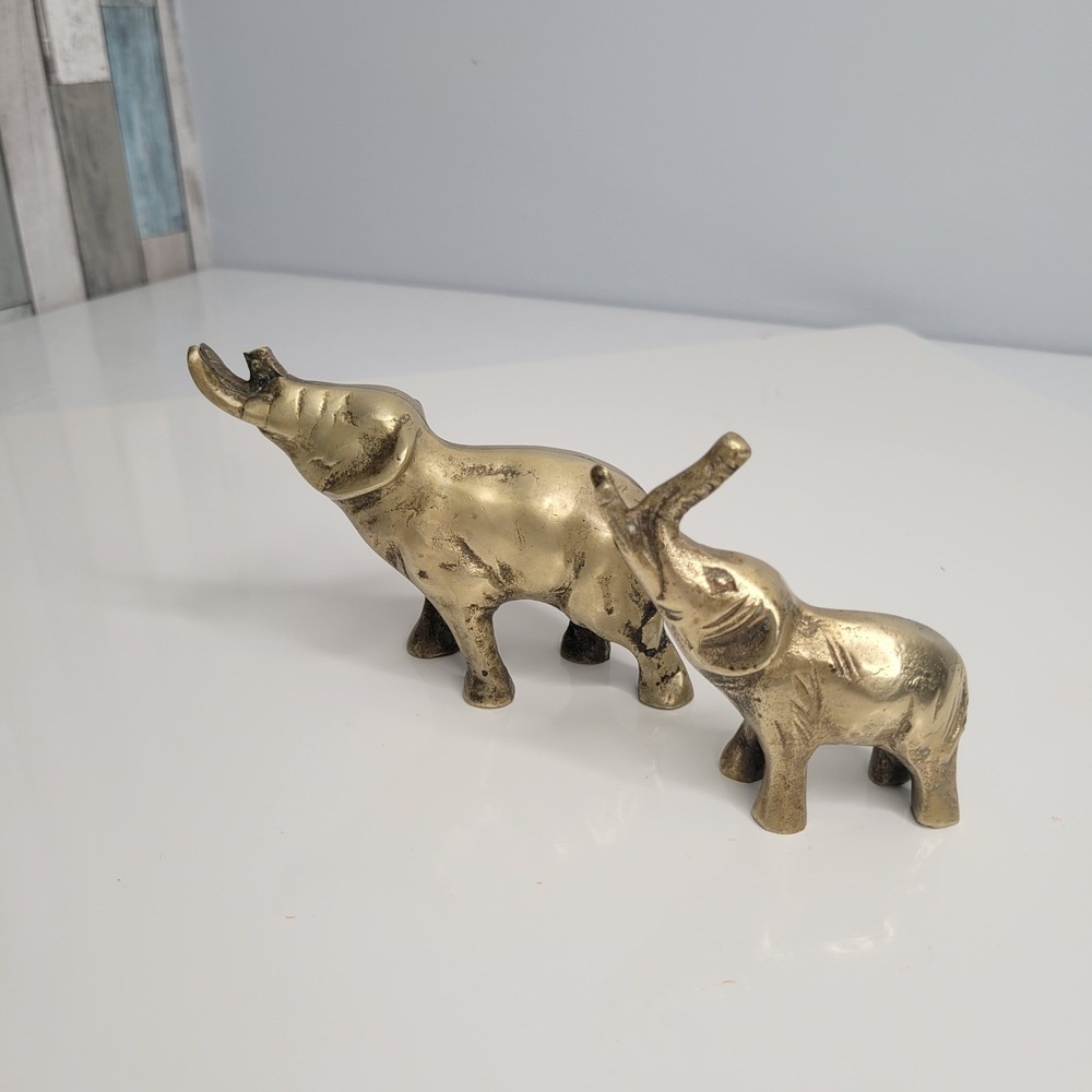 Vintage Brass Elephant Figurines Set of 2 Home‎ Decor Trunk Up Good Luck Charm - Picture 4 of 7